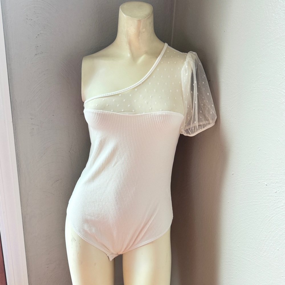 Lush lace bodysuit size small
